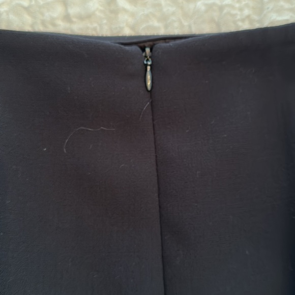 Noviello- Bloom vintage gorgeous dark navy fully lined suit; 2 slits in front - Picture 10 of 12